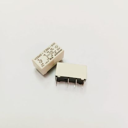 V23042-C2104-B101 15V 1A 2C 8PIN SIEMENS Telekom RÖLE resmi