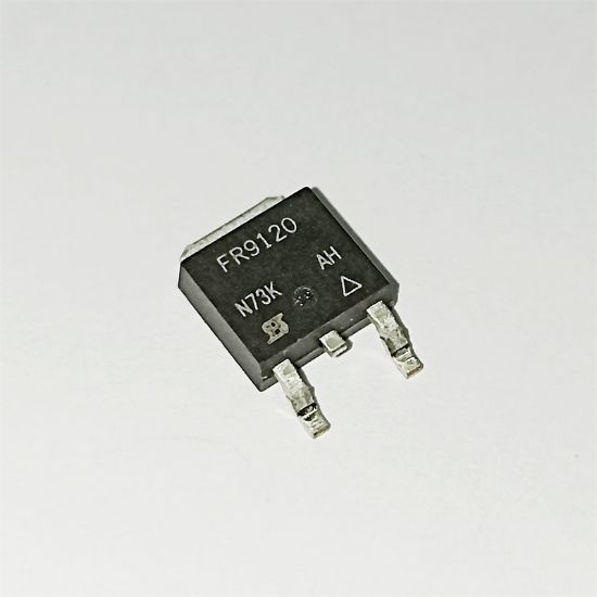 FR9120 5.6A 100V IR MOSFET TRANSİSTÖR resmi