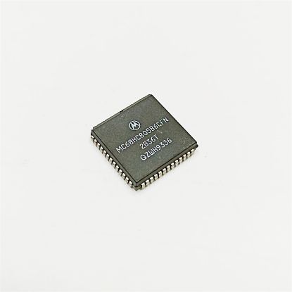 MC68HC805B6CFN PLCC MOTOROLA SMD ENTEGRELER resmi