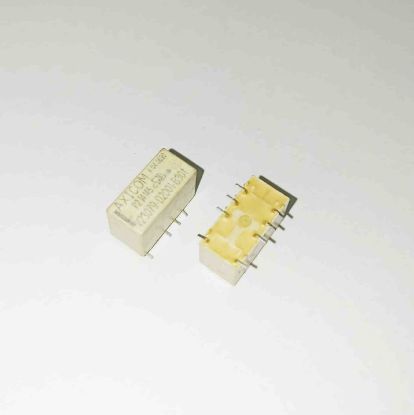 V23079-D2001-B301 5V 2A 2C 8PIN AXICOM Mini RÖLE resmi