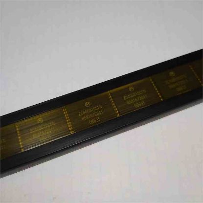 ZC400810CFN PLCC MOTOROLA SMD ENTEGRELER resmi
