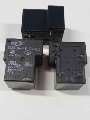 832A-1A-F-S 12V 30A 4PIN GÜÇ RÖLE resmi