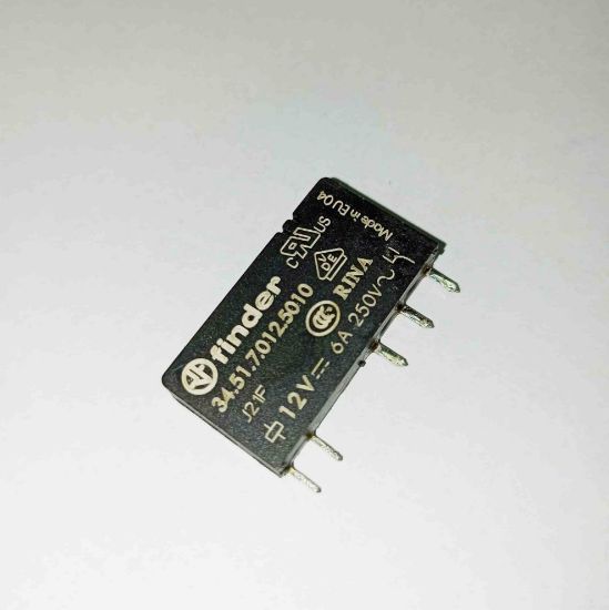 345170125010-12v-6a-5pin-yassı-röle resmi