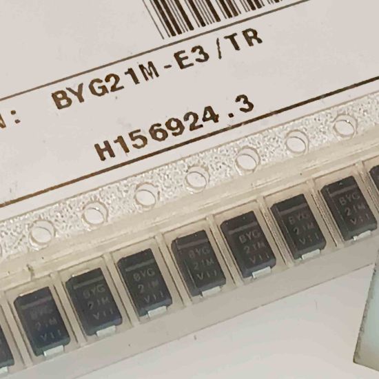 BYG21M-E3/TR 1000V 1.5A DO214AC SMD DİYOT resmi