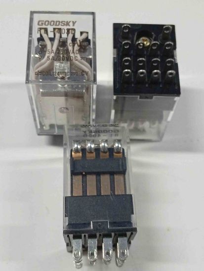RE-403D 24VDC 5A 4C 14PIN GOODSKY GÜÇ RÖLE resmi