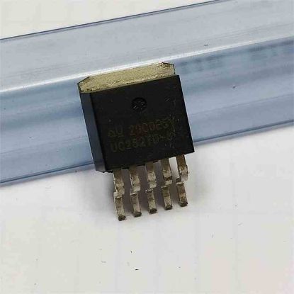 UC282TD-3 2.5V 3A TO263-5 ENTEGRELER resmi