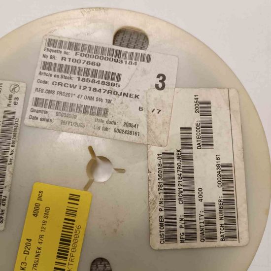 CRCW121847R0JNEK 47R 1218 SMD DİRENÇ resmi