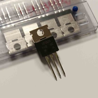 IRF9620 3.5A 200V TO220 MOSFET TRANSİSTÖR resmi