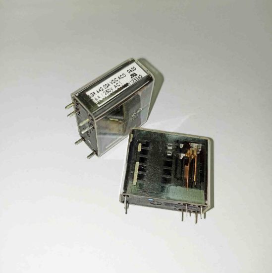 SGR 642 024V 24V 16A 1NO 6PIN ELESTA GÜÇ RÖLE resmi
