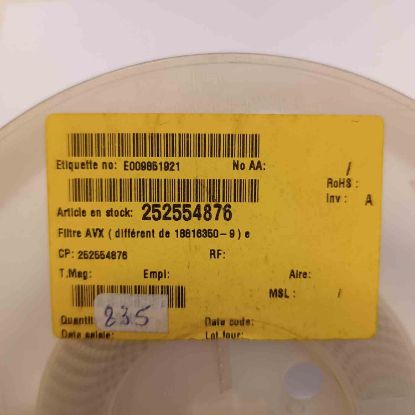 KNA21301 300 MHz 15PF 805 EMİ FİLİTRE KYOCERA Filitre resmi