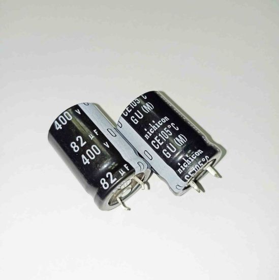 82MF 400V 18x30 105' SNAP NICHICON ELKO resmi