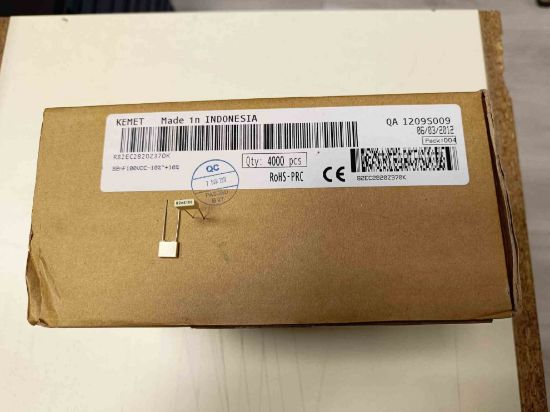 R82EC2820Z370K 82NF 100V 5 0.05 KEMET POLYESTER KONDANSATÖR resmi