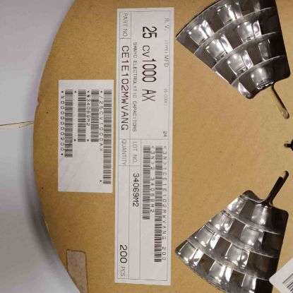CE1E102MWVANG 1000MF 25V 12.5x15 SANYO SMD KONDANSATÖR resmi