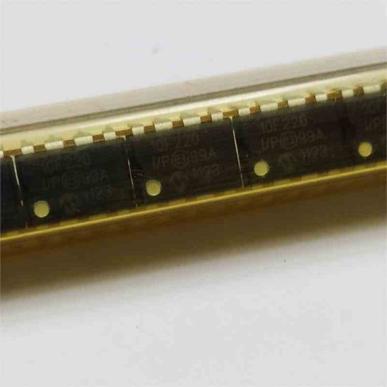 PIC10F220 8PIN ENTEGRELER resmi