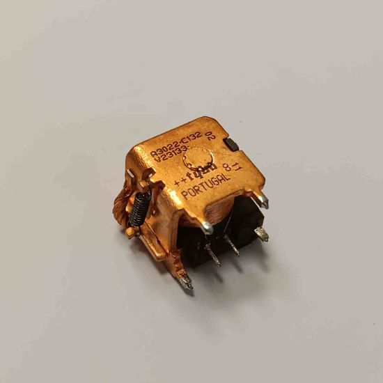 V23133-A3022-C132 12V 30A 1NO 6PIN TYCO Oto RÖLE resmi