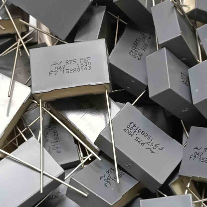 R75TN24704030J 47NF 1600V 22.5mm 0.05 KEMET POLYESTER KONDANSATÖR resmi