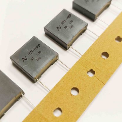 R71VI3330DQ40K 330NF 520V 15 0.1 KEMET POLYESTER KONDANSATÖR resmi