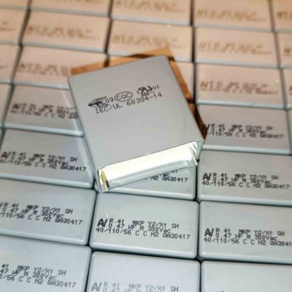 R413R3470JH00M 470NF 300VAC 27.5mm Y2 X1 20%|R.41 KEMET POLYESTER KONDANSATÖR resmi