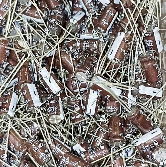 220MF 10V 5x11 ELKO KONDANSATÖR resmi