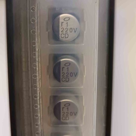 UCD1V221MCL6GS 220MF 35V 10x7.7 NICHICON SMD KONDANSATÖR resmi