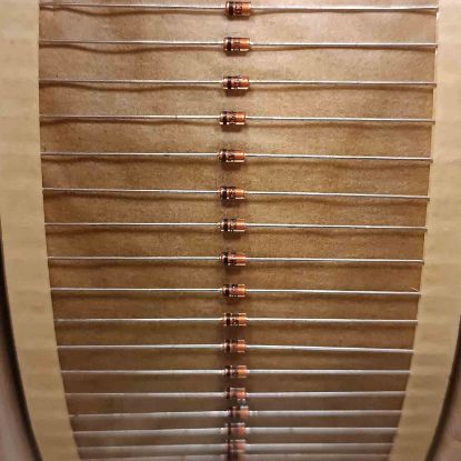 BZX79C5V6 5.6V 0.5W DO-35 SEMITRON ZENER DİYOT resmi