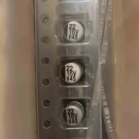 22MF 16V  5x5 SMD KONDANSATÖR resmi