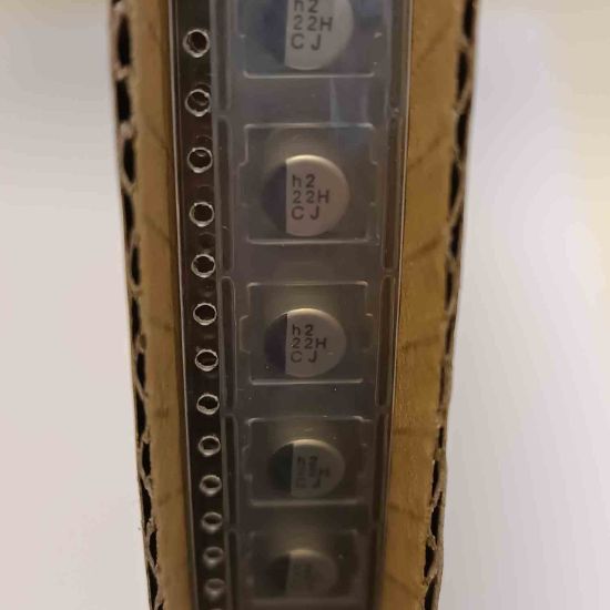 UCJ1H220MCQ1GS 22MF NICHICON SMD KONDANSATÖR resmi