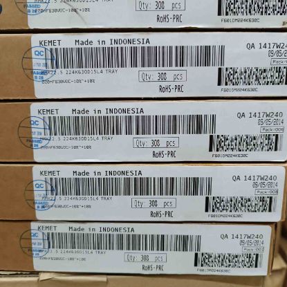 MMK22.5 224K630D15L4 TRAY 220NF 630V 22.5 0.1 KEMET POLYESTER KONDANSATÖR resmi