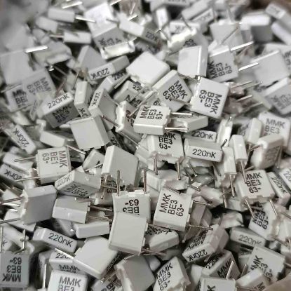 MMK5 224K63J01L4 BULK 2.2NF 63V 5 0.1 KEMET POLYESTER KONDANSATÖR resmi