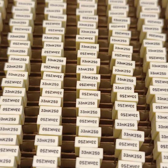 R82IC2330DQ50K 33NF 250V 5 0.1 KEMET POLYESTER KONDANSATÖR resmi