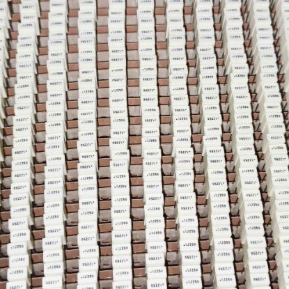 R82IC3100DQ60J 100NF 250V 5 0.05 KEMET POLYESTER KONDANSATÖR resmi