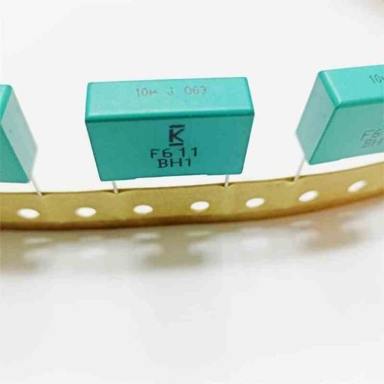 F611DJ106J063L 10MF 63V 22.5 0.05 KEMET POLYESTER KONDANSATÖR resmi
