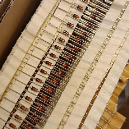 3V3 3.3V ZENER DİYOT resmi