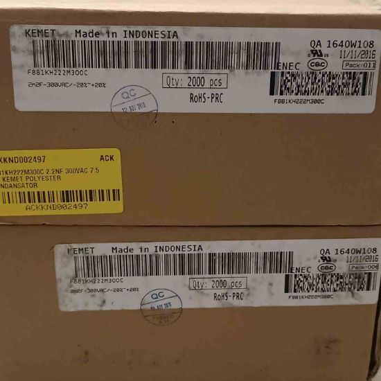F881KH222M300C 2.2NF 300VAC 7.5 0.2 KEMET POLYESTER KONDANSATÖR resmi
