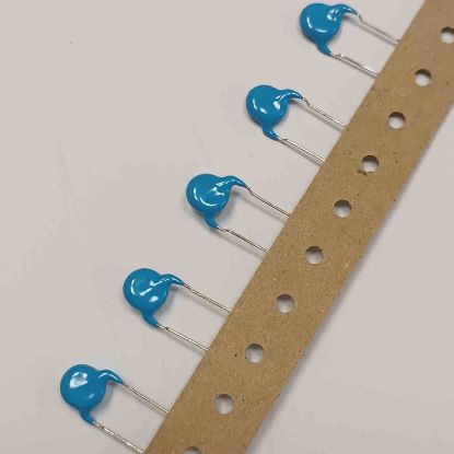 DE2E3KY222MN3AM02 2.2NF 250VAC 7.5mm SERAMİK MURATA SERAMİK KONDANSATÖR resmi