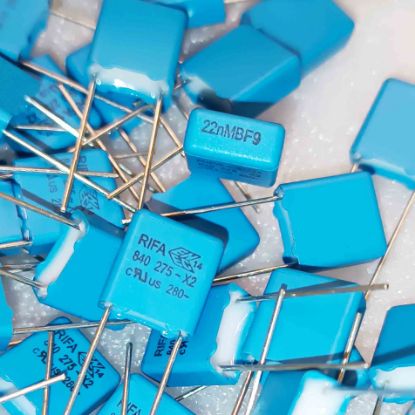 PHE840MK5220MK03R17 22NF 275VAC 7.5 0.2 KEMET POLYESTER KONDANSATÖR resmi