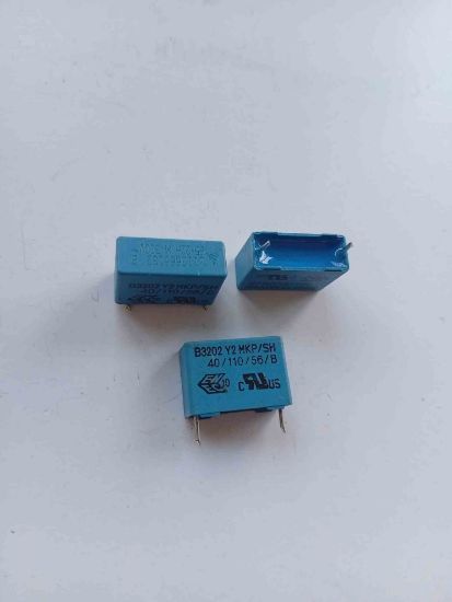 B3202Y2MKP/SH 22NF 300V 15mm ENEC POLYESTER KONDANSATÖR resmi