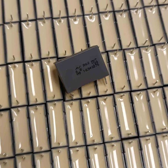 R60EN4680AA30K 6.8MF 100V 22.5 0.1 KEMET POLYESTER KONDANSATÖR resmi