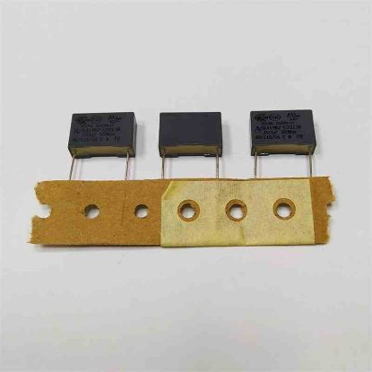 R413I2220DQM1M 22NF 300VAC 15 0.2 KEMET POLYESTER KONDANSATÖR resmi