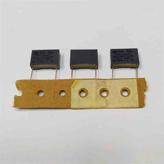 R413I2220DQM1M 22NF 300VAC 15 0.2 KEMET POLYESTER KONDANSATÖR resmi