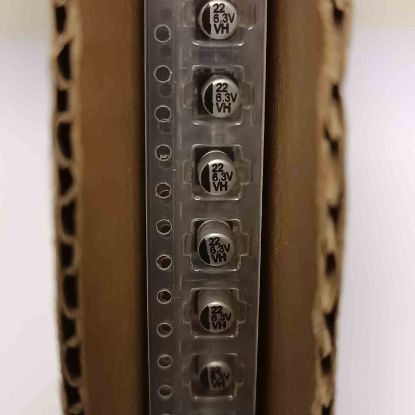 CE006M0022REB-0405 22MF 6.3V 4x5 YAGEO SMD KONDANSATÖR resmi