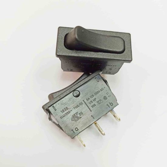 SWİTCH  6A 125-250VAC 3LÜ resmi