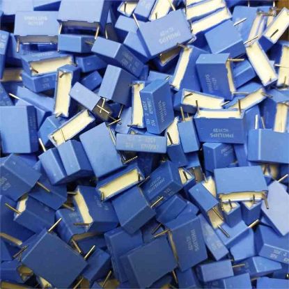 2222 3766 2103 10NF 630V 15mm PHILIPS POLYESTER KONDANSATÖR resmi