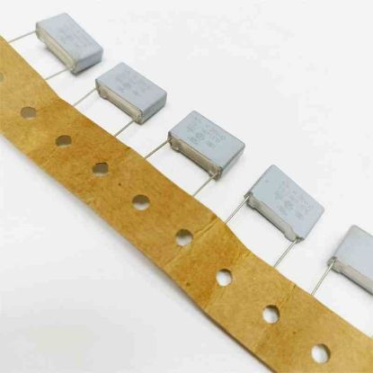 47NF 310VAC 15mm VISHAY POLYESTER KONDANSATÖR resmi