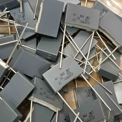 R60II3330DQ30M 330NF 250V 15 0.2 KEMET POLYESTER KONDANSATÖR resmi