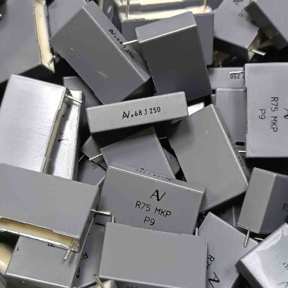 R75IN3680JE02J 680NF 250V 22.5mm ARCOTRONICS POLYESTER KONDANSATÖR resmi