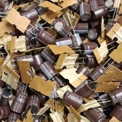 4.7MF 400V 10x13 AİSHİ ELKO KONDANSATÖR resmi