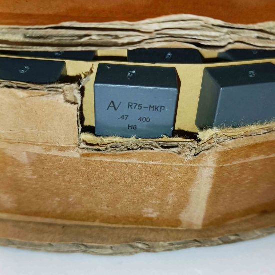 R75MI3470GY30J 470NF 400V 15mm 0.05 KEMET POLYESTER KONDANSATÖR resmi