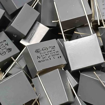 R413I2470CK00K 47NF 300VAC 15mm 0.1 KEMET POLYESTER KONDANSATÖR resmi