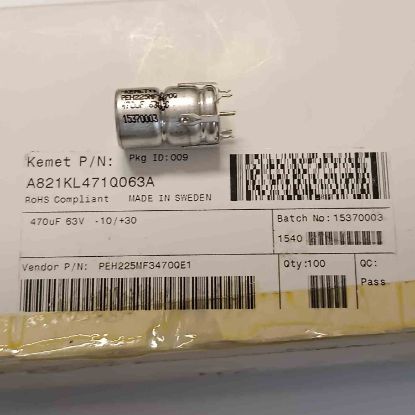 PEH225MF3470QE1 470MF 63V RADİYAL KEMET POLYESTER KONDANSATÖR resmi